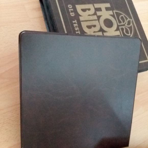 Holy Bible New and Old Testament Cassettes - Picture 3 of 5